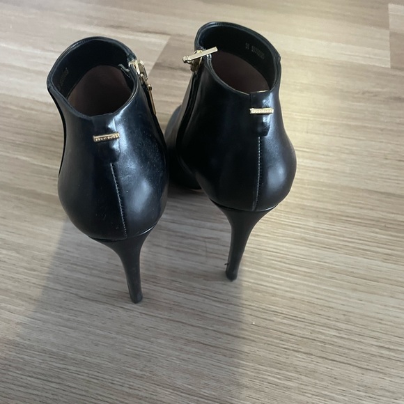 HUGO BOSS BOOTIES 38 - Picture 4 of 4